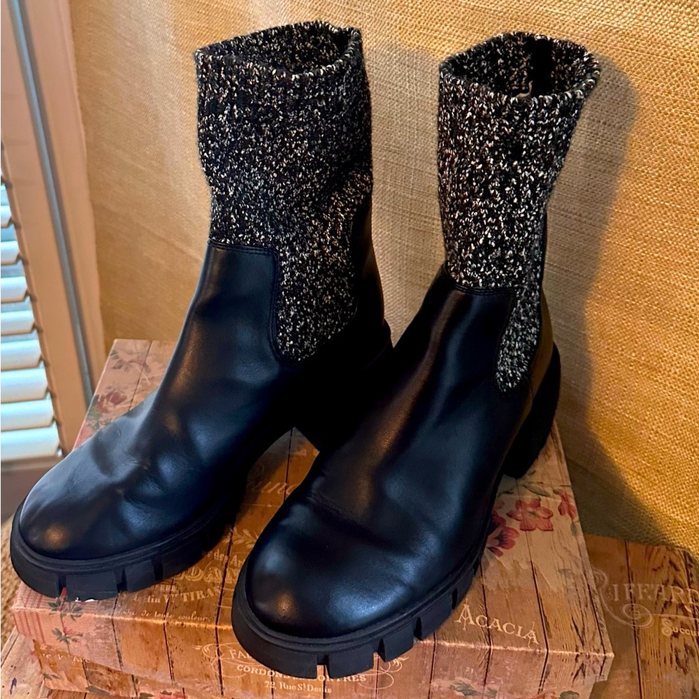 Sweater boots